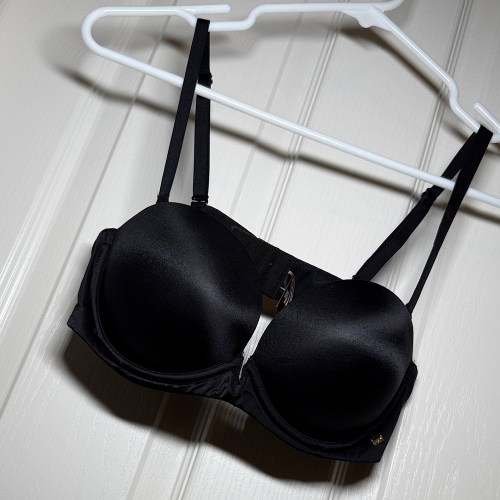 Victoria's Secret Very Sexy Multi-Way bra. Size 34B.
